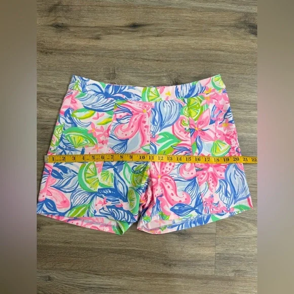 Lilly Pulitzer Women's Ariana Stretch Shorts "Multi Havana Cocktail-Size 8 - Picture 9 of 10